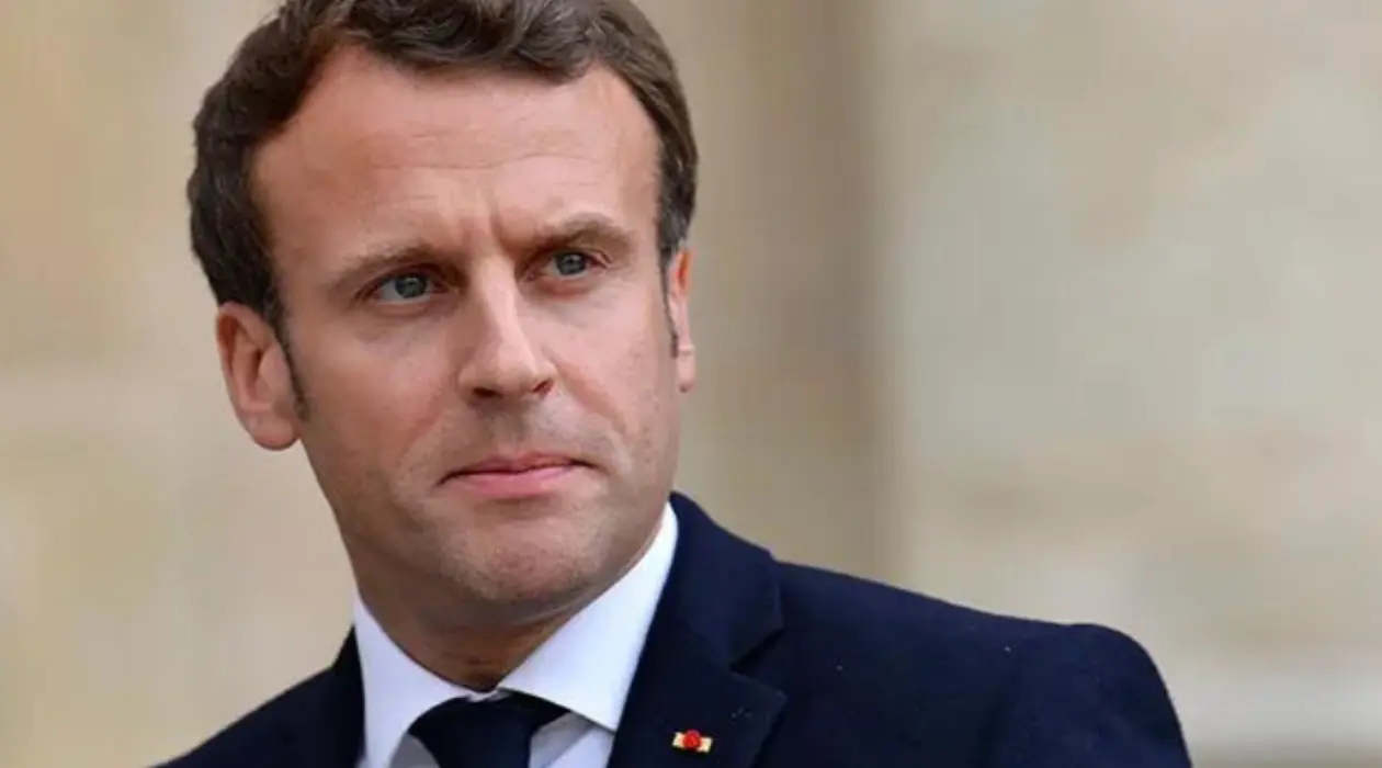 France political landscape Macron's risky election strategy in focus (1)
