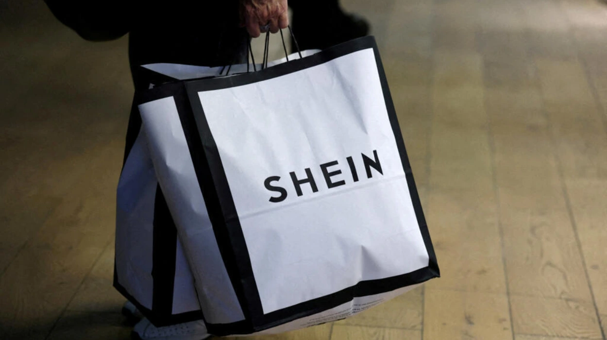 La Chine critique la loi française sur la mode rapide visant Shein et Temu