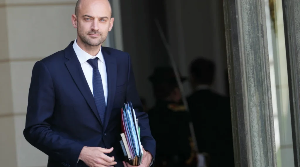 France Expels Two Iranian Diplomats A Calculated Retaliation in a Deepening Diplomatic Rift
