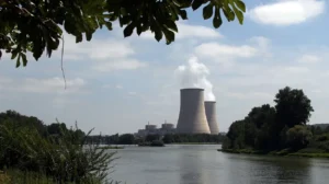 Panne du nucléaire en France : les conditions météorologiques extrêmes et les méduses paralysent le réseau