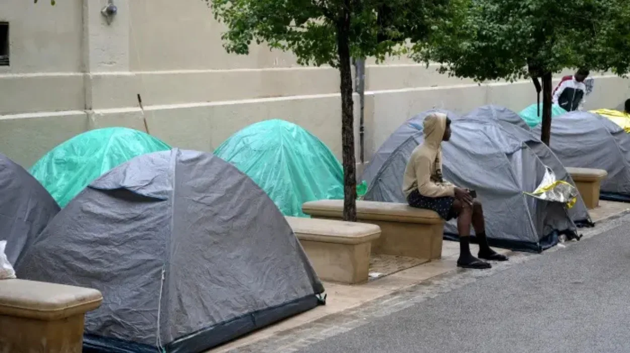 France’s approach to integrating migrant communities through social cohesion policies