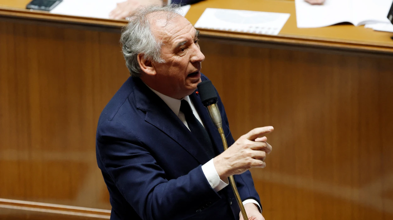 Crise budgétaire en France : comment les discussions ont échoué et ce qui attend le pays