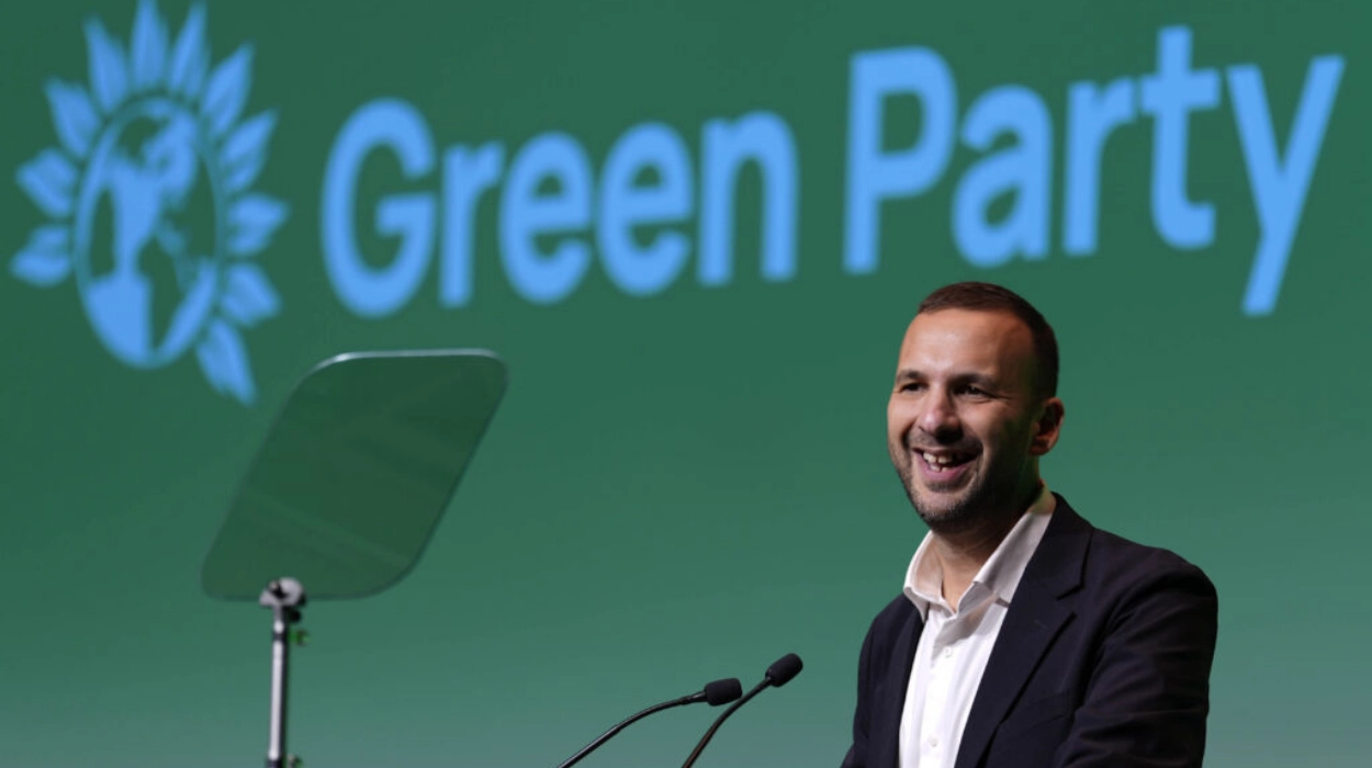 Le message de Noël inhabituel de la France relance le débat sur la migration au Royaume-Uni