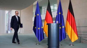 Franco-German Nuclear Pact: Complement or Challenge to Alliance?