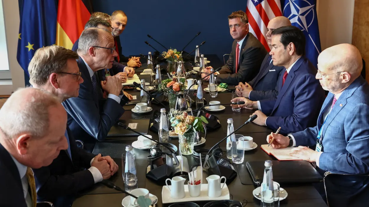 L’Allemagne presse la France d’augmenter ses dépenses de défense