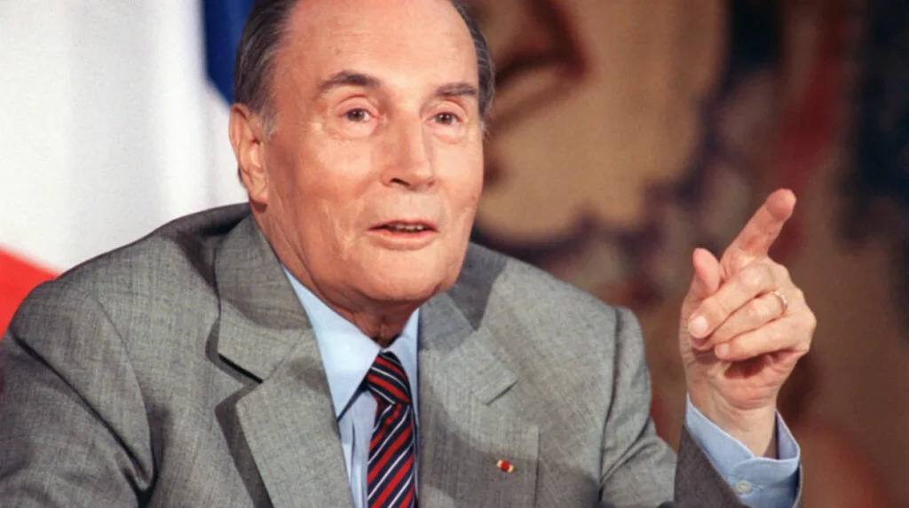 Comment François Mitterrand est-il perçu 30 ans après sa mort ?