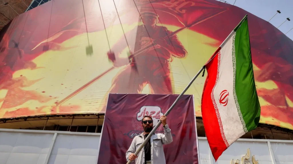 Iran Demands US Concessions Before Reopening Strait of Hormuz