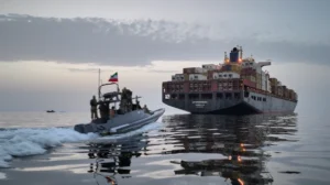 L'Iran resserre son emprise sur le détroit d'Ormez