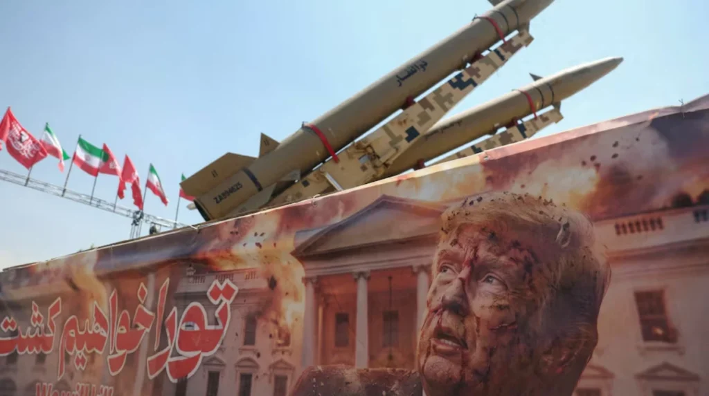 L'économie de guerre de l'Iran assiégée alors que les États-Unis déchaînent un « D‑Day économique »