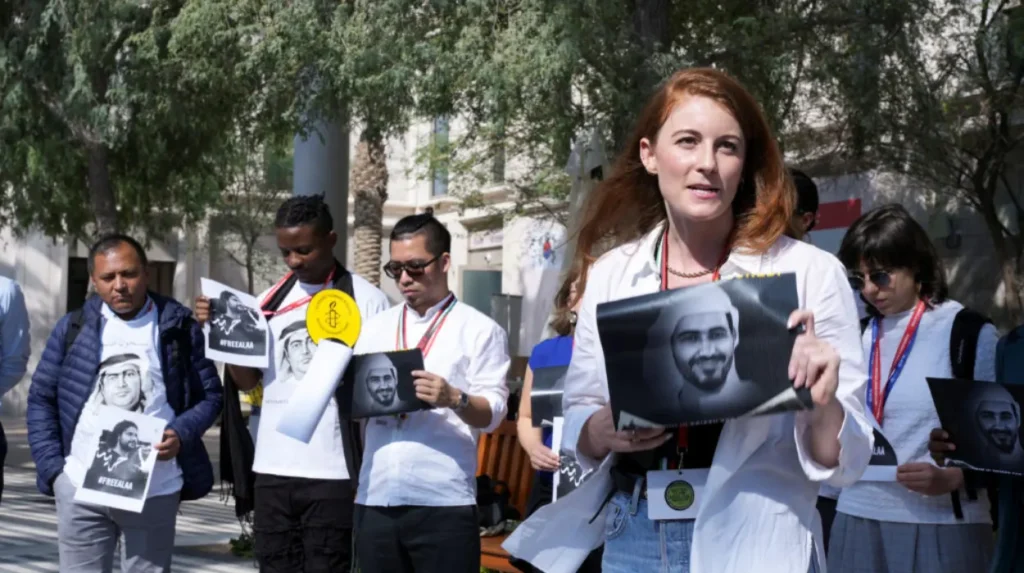 La famille Al Nahyan emprisonne des journalistes à Abu Dhabi — et empoche 71 millions d'euros d'une Europe qui les protège