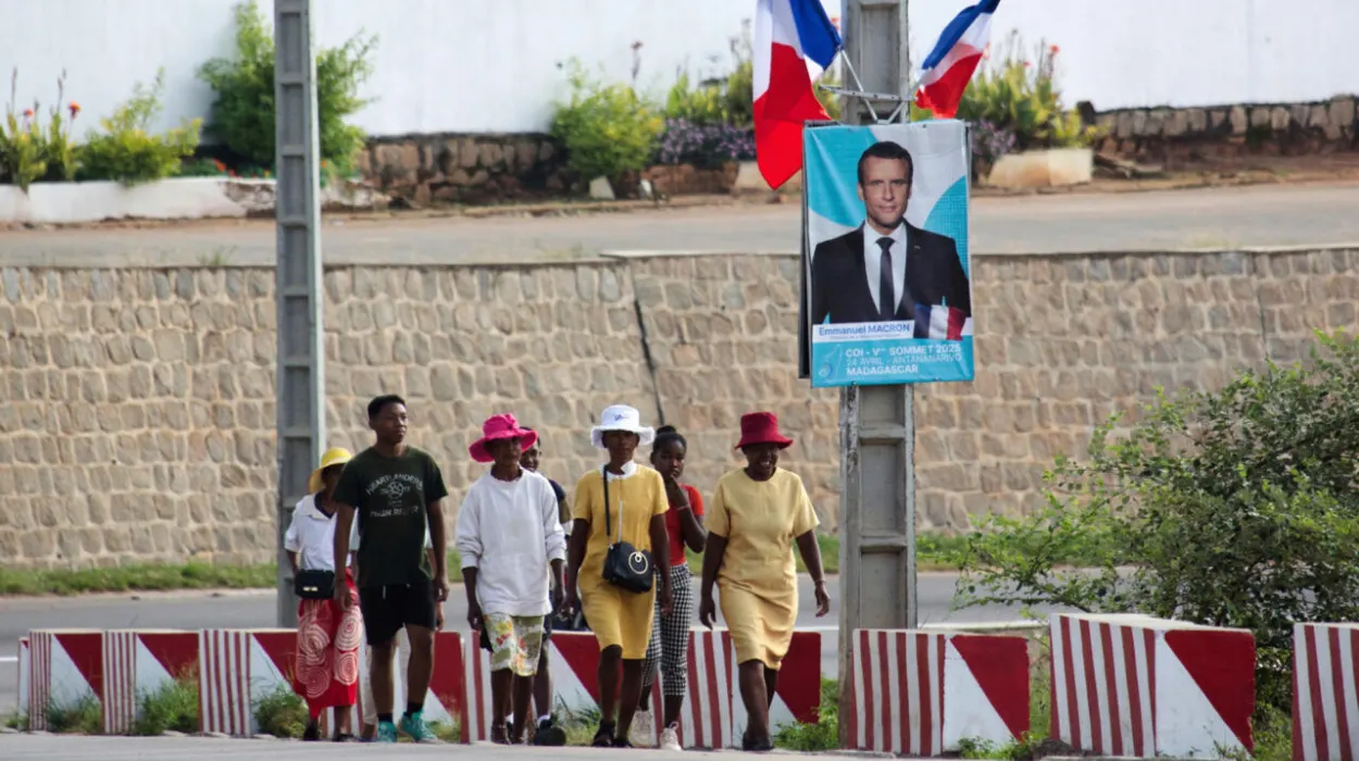Macron's Madagascar Call: Pragmatic Support or Legitimizing 2025 Military Transition?