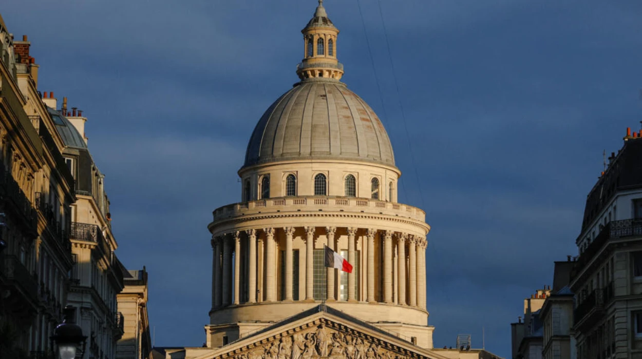 Marc Bloch entre au Panthéon français