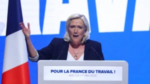 Marine Le Pen pousse la France à quitter la structure de commandement intégrée de l’OTAN