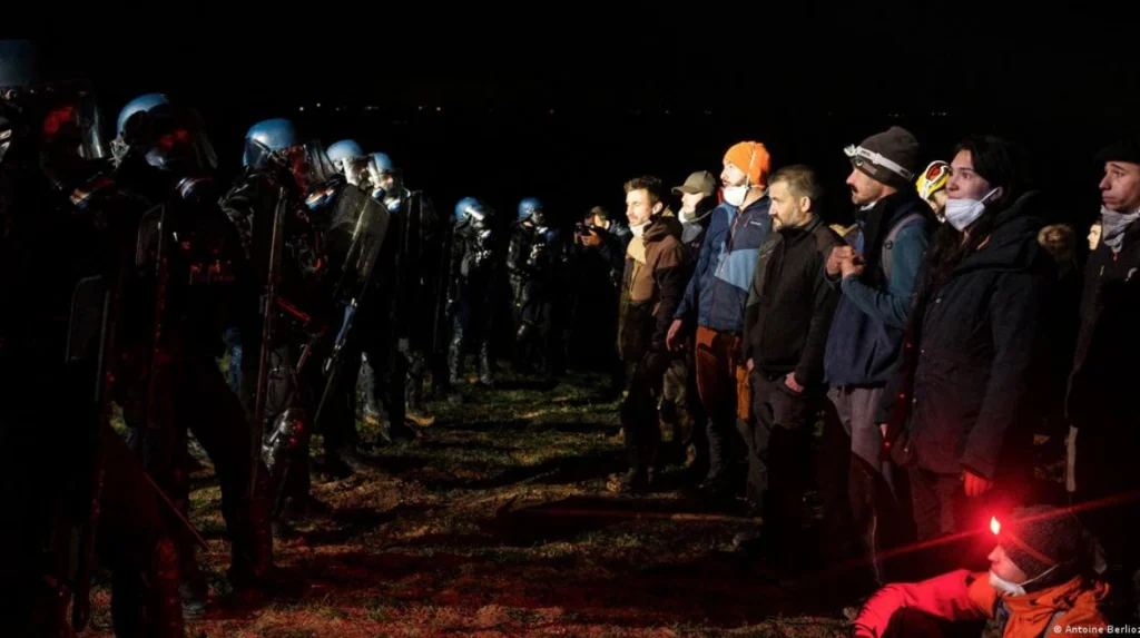 Tear Gas and Torn Families: France's Farmers Confront Disease Culls in Ariège